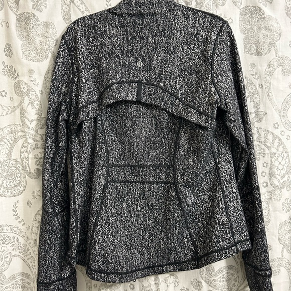 Lululemon Define Jacket - Picture 3 of 4